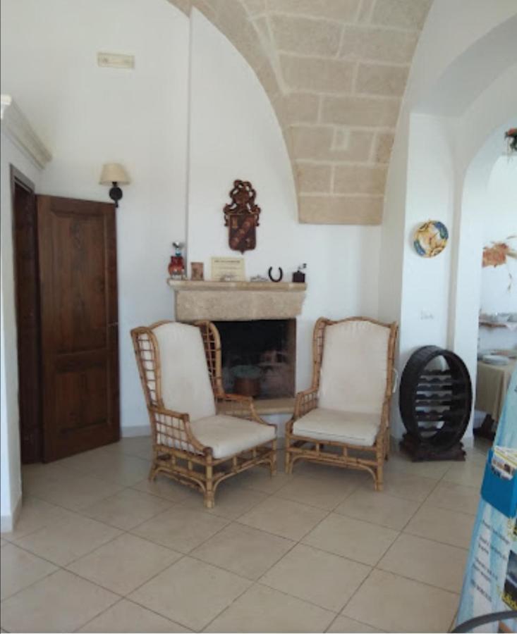 Room In Bb - Stunning Quadruple Room In Ancient Masseria Near The Sea In A Quiet Olive Trees オストゥーニ エクステリア 写真