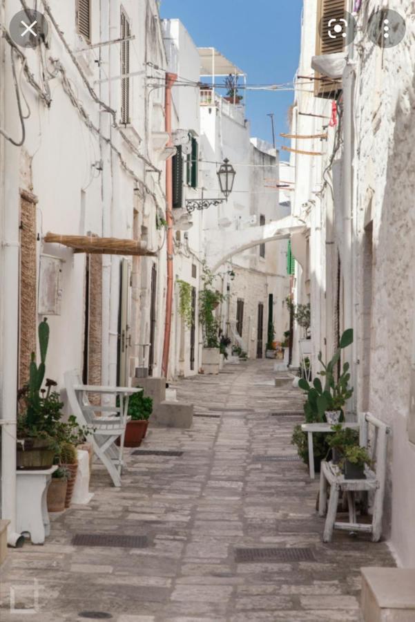 Room In Bb - Stunning Quadruple Room In Ancient Masseria Near The Sea In A Quiet Olive Trees オストゥーニ エクステリア 写真